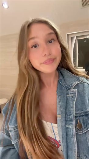 Genie Exum on Instagram: "GRWM @evanamariaa"