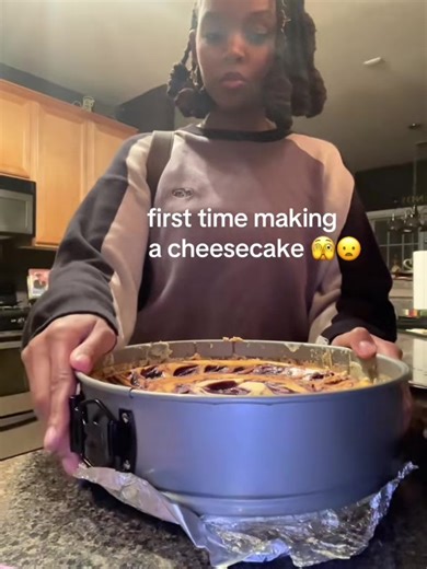 Cinnamon Roll 😂 @VivaLaFood (🎥:@cooooooop) | cinnamon rolls