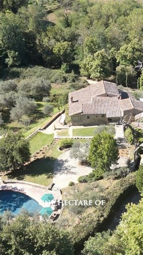 🇮🇹🌳 Living in a country villa in Chianti, Tuscany #luxuryhometour #tuscany