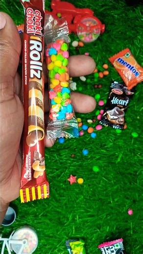 choki choki rollz asmr video/heart' candy showing video/#chocolate /#candy