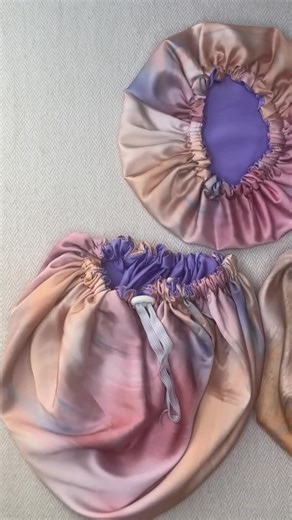 Mummy & Me SILK hair bonnet Set ,curly hair silk cap,anti frizz hair care for kids, reversible bonnets, kids bonnet, Mummy Daughter gift set