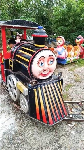 Lets Ride Thomas Train with Bubbles & Fun Horn Sounds | Magical Night Short