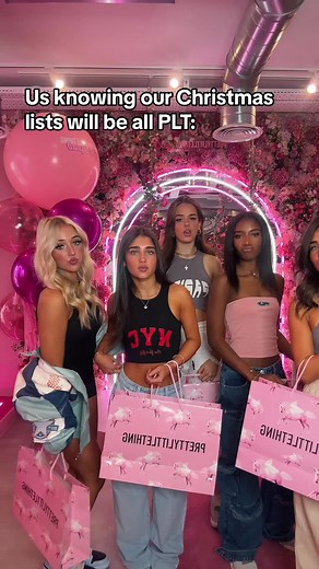 Exclusive 30% Discount with Code GIRLSQUAD at PrettyLittleThing