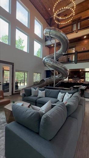 BrokenBowVacay on TikTok