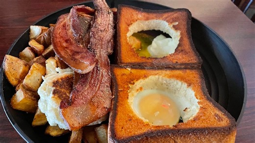 Restaurant with big menu serving up generous portions, well-seasoned food in Springfield