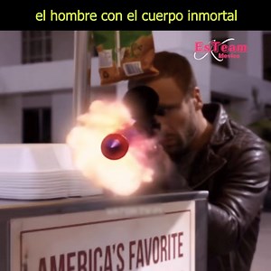 el hombre con el cuerpo inmortal - #movie #Netflix #best #shorts #reesl #facebookreel #peliculas #reelschallenge #reelsfb | Full Frame Cinema