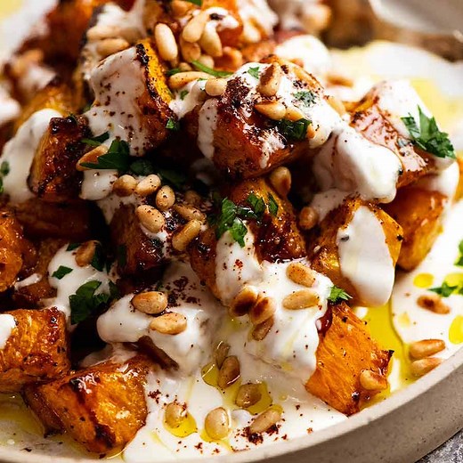 294K views · 1K reactions | Meat-free but utterly DELICIOUS!!! https://www.recipetineats.com/roasted-pumpkin-with-yogurt-sauce-and-pine-nuts/ | RecipeTin | Facebook