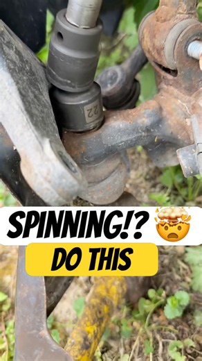 🤯 Spinning Bolt? Try THIS #mechanic