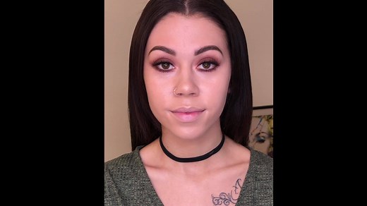 Just three steps to flawless, glowing skin with the Peaches & Cream Contour Makeup Kit! Sculpt, contour and highlight for the perfect base, suitable for all skin tones. | Peaches & Cream