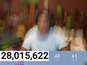 speed玩了48小时Minecraft绷不住了愤怒捶桌