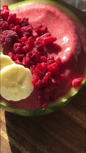 How to Make a THICK Watermelon Smoothie Bowl