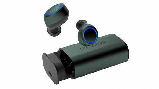 青く光るリングが目印。外音取り込みやワイヤレス充電に対応したクリエイティブの完全ワイヤレスイヤホン