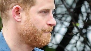 114K views · 1.7K reactions | Meghan SUMMONS a divorce lawyer! DIRTY PURPOSE of putting Harry in the mud COMPLETED credit:@Kate Middleton & The Queen | Super Update | Facebook