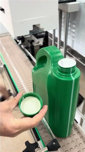 water cooled induction heater machine for gallon engine oil bottle USA #inductionsealingmachine