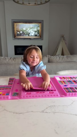 Portable art fun for kids, my daughter can’t get enough of this kit!