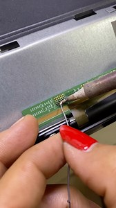 456K views · 6.2K reactions | Hanya perbaikan sementara #reela #short #tv #television #repair #LCD #electronic #philips | Jupri Latua Simbolon | Facebook