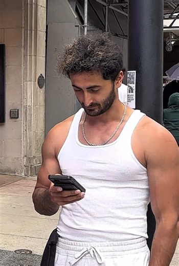 Warriorinpublic (@warriorinpublic)’s videos with Mission Impossible Theme (Movie Trailer Mix) - Dominik Hauser