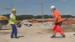 425K views · 725 reactions | Just here to repair some cracks  | TradeTools | Facebook