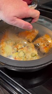 398K views · 2.4K reactions | PIZZA LIFE HACK: How to reheat your pizza slices perfectly. Turn on stovetop to medium, heat pan. Put in pizza, add a splash of water. Cover and let water steam the top while crisping the bottom. Cook until hot and crispy! #pizzalover #pizzatime #pizza #pizzanight #lifehacks  | Erika Thomas | Facebook