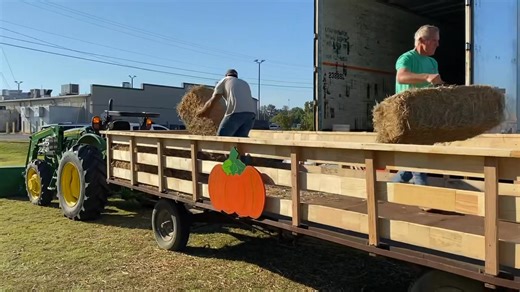 🎃🚜 HAYRIDE FUN STARTS TOMORROW! 🚜🎃 Grab the family and come join us for a hayride out to the pumpkin patch — just $3 per person, and you can pick your own pumpkin right from the field! 🍂🎃 We’re kicking things off tomorrow morning at 10:00 AM with a special group of adults from the Helen Tucker Center, a wonderful local program where adults with disabilities enjoy fun activities and community outings. ❤️ We’re so excited to have them join us to start the season of FALL FUN at McNeill Farm F
