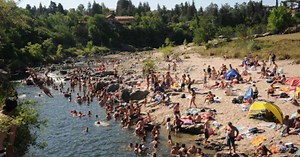 Cómo llegar al “Miami cordobés”, la playa con aguas cristalina del interior de Córdoba