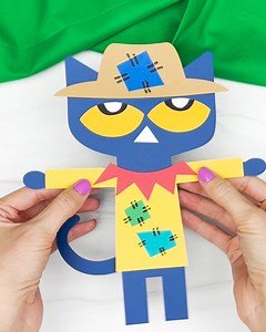 Pete The Cat Scarecrow Craft - A cool twist on fall crafts with everyone’s favorite cat! PDF 👇 | Simple Everyday Mom