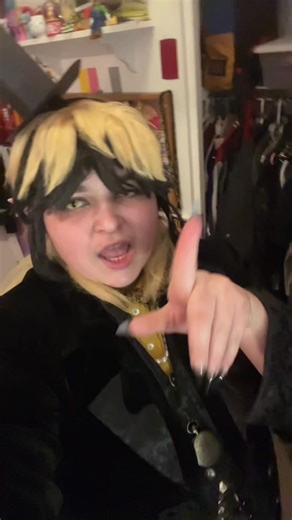 Bill Cipher Cosplay: Unleashing Gravity Falls Magic