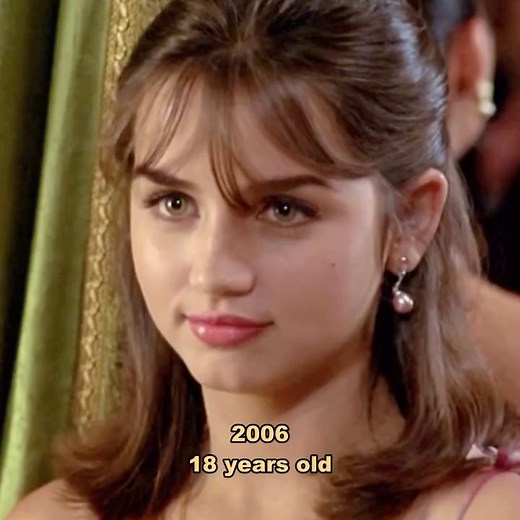 𝘈𝘯𝘢 𝘥𝘦 𝘈𝘳𝘮𝘢𝘴 on Instagram: "evolution of ana de armas 2006-2025 #Anadearmas #anaceliadearmascaso #anadearmascaso #evolution #anadeadmasevolution"