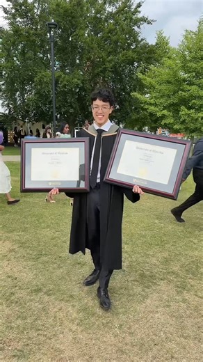Nathan Wu on Instagram: "I’m now 2 degrees hotter 📜🔥 #graduation #convocation #student #productive #college #university #doctor #phd #pharmacist #medicalstudent #hardwork #success #motivation #study #studygram #smart #intelligence"