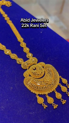 22k Rani sets available at Abid Jewelers! Come in for more designs and pricing ! #jacksonheights #abidjewelers #gold22k #set #rani