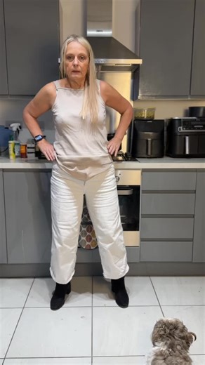 Gaynor Stone on Instagram: "Daily update of a 57-year-old bodybuilder. I just want to clarify that I’m on the Skool app because it’s a really good platform for creating an online community. I’m not teaching anybody. I’m not A A Ann I’m not a PT. I’m just sharing my journey and bringing in black minded people together if you are a coat and you want to be part of my Coach database send me a DM with the video of what you do and any resource links and I’ll include you in my database I want to sign p