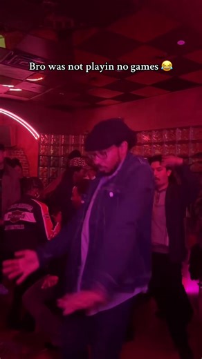 9PM SHARP is a judgment-free zone — especially on the dance floor. Dance like nobody’s watching… because nobody is. We all too busy embarrassing ourselves too. #9PMSHARP #wednesdaynight #thingstodoinlosangeles #goodvibesonly #prodbydsharp @D. Sharp @Please & Thank You