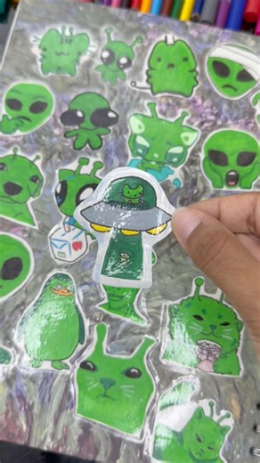 DIY alíen sticker | día 24 🛸 #stickers #aliens #drawings #fyp #sketch