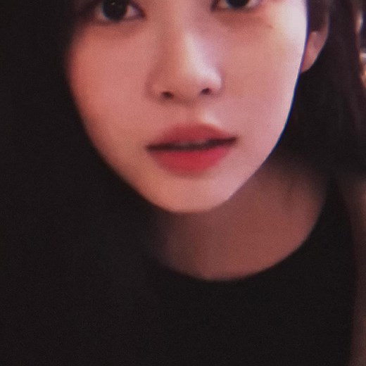 Exploring Kim Minju: The Star of IZONE