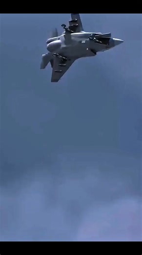 Do you know why the F-35 keeps crashing? #military #fighter #machine #knowledge | Royce Inyang | Facebook