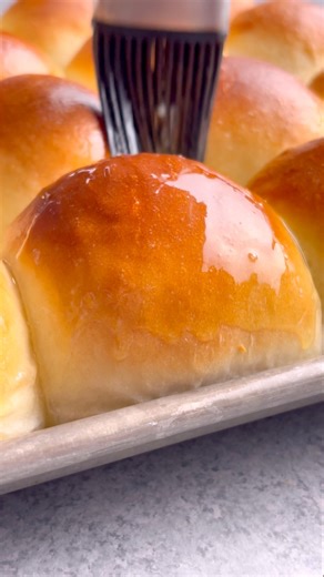 Seriously, these are pillow soft perfection! Comment the word “recipe” and the link will be messaged to you. 😘 https://thestayathomechef.com/the-best-homemade-dinner-rolls-ever/ | The Stay At Home Chef