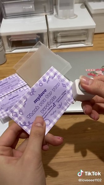 ラクスルで作る可愛いショップカードの魅力