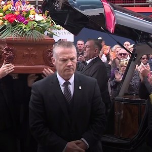 138K views · 1.6K reactions | The funeral of legendary entertainer Joe Longthorne MBE has taken place in his adopted home of Blackpool https://bit.ly/2YZCDgK | Granada Reports | Facebook