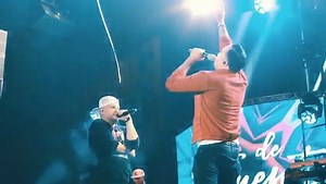 Siempre es un regalo del cielo poder compartir y cantar junto a amigos como @alexzurdomusic @musikomusic @indiomar @explomusicfest 🎥 by @maddesignca #Agua💧 | Funky