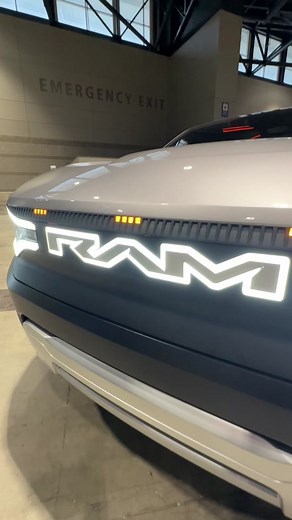 New EV Concept Pickup Truck Seating 6 Passengers