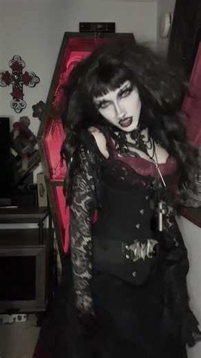 Goth Fashion and Makeup Tips