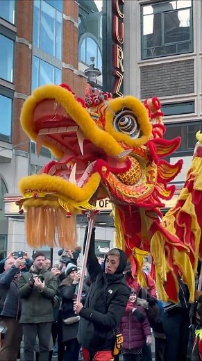 DRAGON DANCE at the London Chinese New Year Grand Parade 2023
