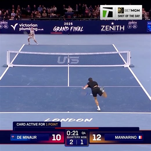 Hitting his target under pressure 🎯 Alex de Minaur with our BetMGM shot of the day 👇 | Tennis Channel