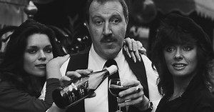 'Allo 'Allo star Gorden Kaye - tributes paid after actor's death