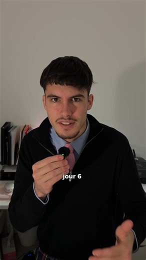 Cyprien Lochu on Instagram: "Jour 6. Zéro prospection aujourd’hui. Mais j’ai structuré toute la machine : posts LinkedIn de la semaine préparés, site corrigé (allez le voir en bio, donnez-moi votre avis), idées de vidéos notées, second cerveau organisé. Tout le monde veut vendre. Mais sans système derrière, tu tiens pas. Aujourd’hui j’ai posé les fondations. Reprise du sport après plusieurs mois. C’était dur. Mais comme en business, les premiers jours sont les pires, c’est là que tout se joue. D