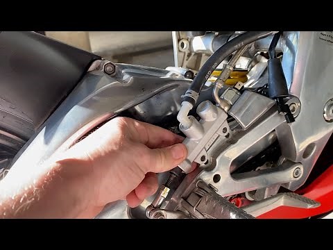 Aprilia RS 125 - Replace Rear Brake Switch & Full Brake Service