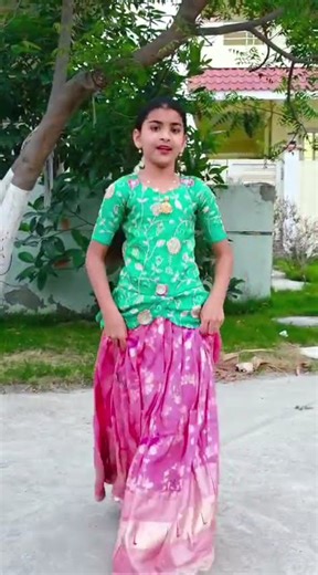 This Little Girl's Dance for "Gunna Gunna Voye Sinnadhi" is Viral! 🔥