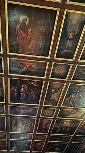 These breathtaking ceiling paintings were created by Dutch artist De Wet, who also worked on a commission for King James VII & II at the Palace of Holyrood, Edinburgh.They depict 15 scenes from the life of Jesus, meticulously crafted to align with the woodcuts in Lord Strathmore’s Bible and service book 🎨 #glamiscastle #scottishcastles #scottishhistory #scotlandlover #visitscotland | Glamis Castle