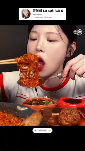 Spicy Buldak Noodles & Crispy Honey Fried Chicken 🍜🍗🔥 ASMR Mukbang #themukbangmood