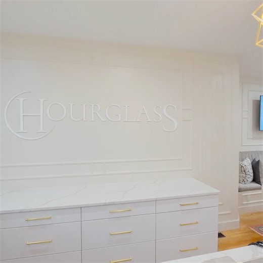 Hour Glass Hero Desktop